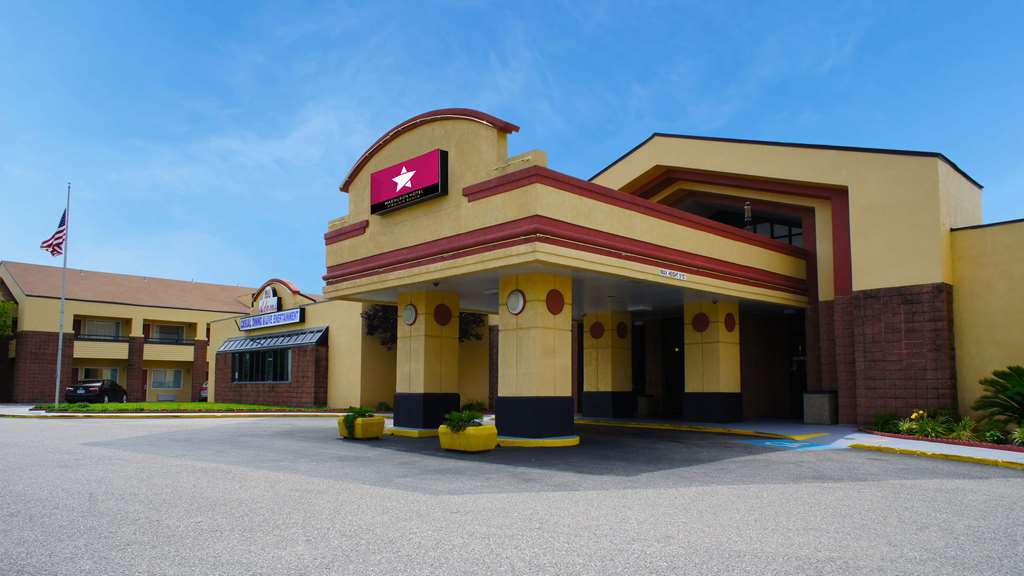 Magnuson Hotel Virginia Beach Exterior photo